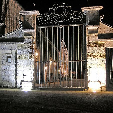Chateau De Maumont Magnac-sur-Touvre Ngoại thất bức ảnh