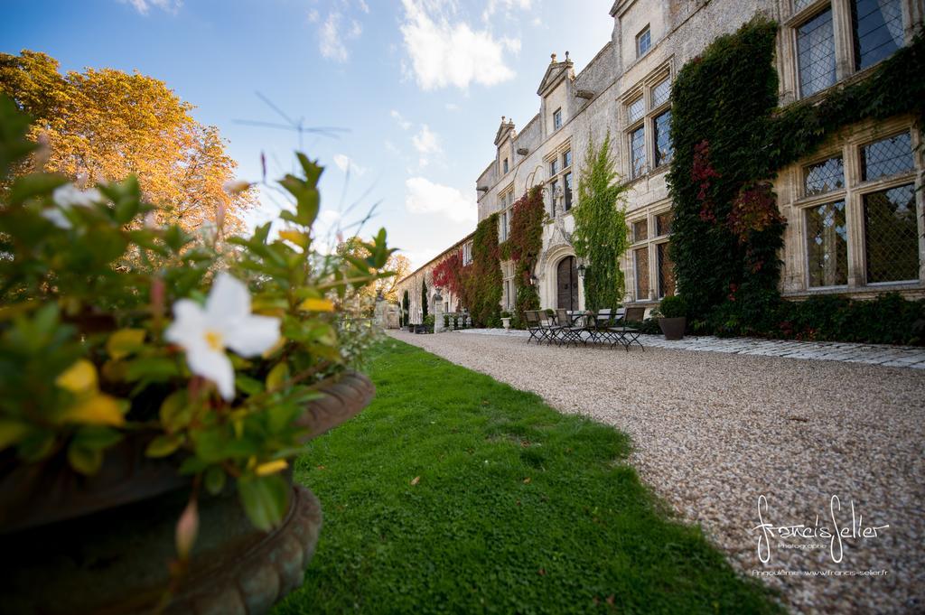 Chateau De Maumont Magnac-sur-Touvre Ngoại thất bức ảnh